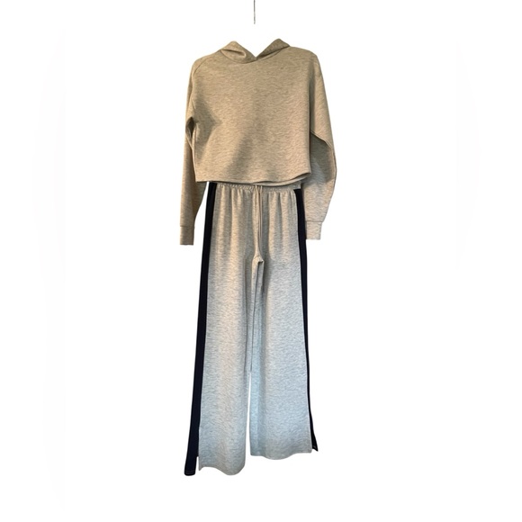 NWT Better Together 2 Piece Light Gray Hooded Sweatsuit Outfit in Size XS - Picture 4 of 14